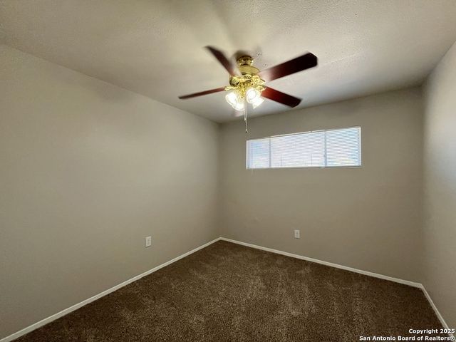 2802 Lasses Blvd Apt 1, San Antonio, TX 78223