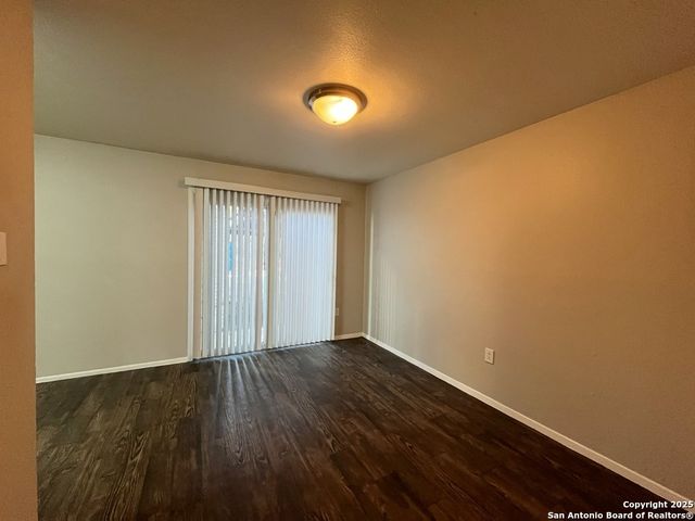 2802 Lasses Blvd Apt 1, San Antonio, TX 78223