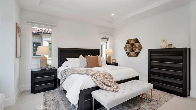 343 Paradiso, Irvine, CA 92602