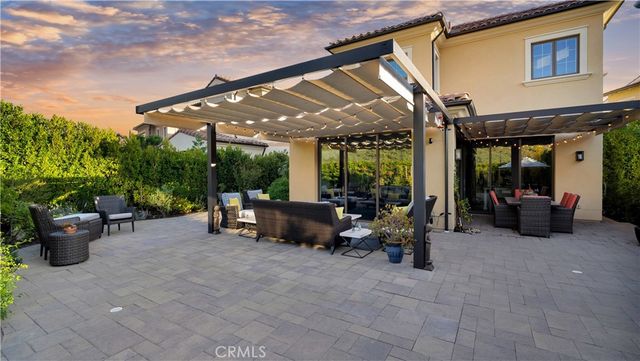 343 Paradiso, Irvine, CA 92602