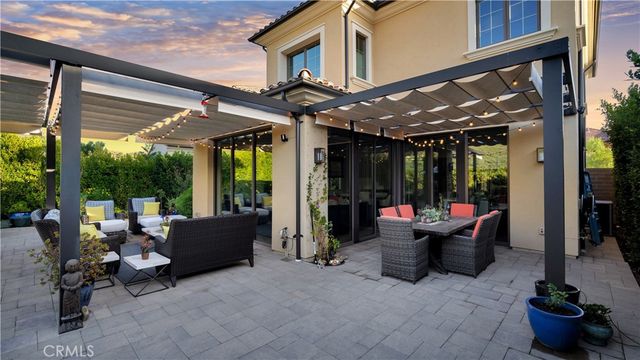 343 Paradiso, Irvine, CA 92602
