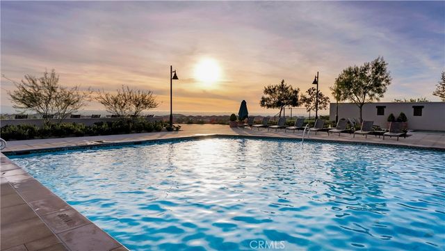 343 Paradiso, Irvine, CA 92602