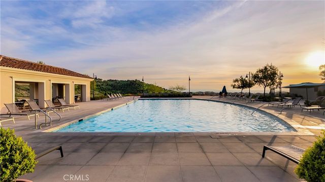 343 Paradiso, Irvine, CA 92602