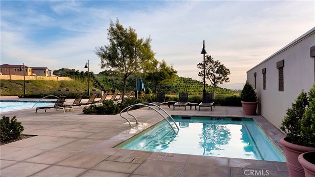 343 Paradiso, Irvine, CA 92602