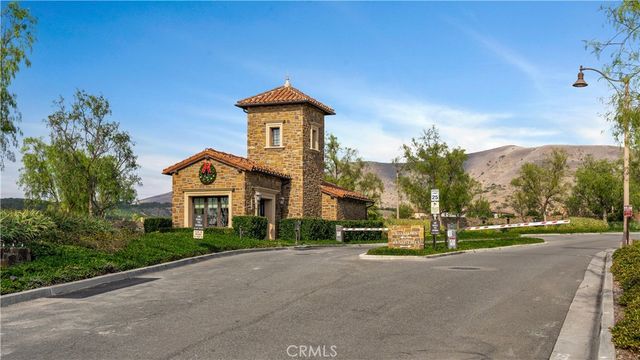 343 Paradiso, Irvine, CA 92602