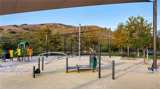 343 Paradiso, Irvine, CA 92602