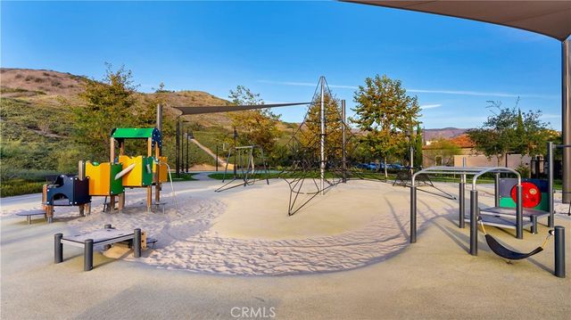 343 Paradiso, Irvine, CA 92602