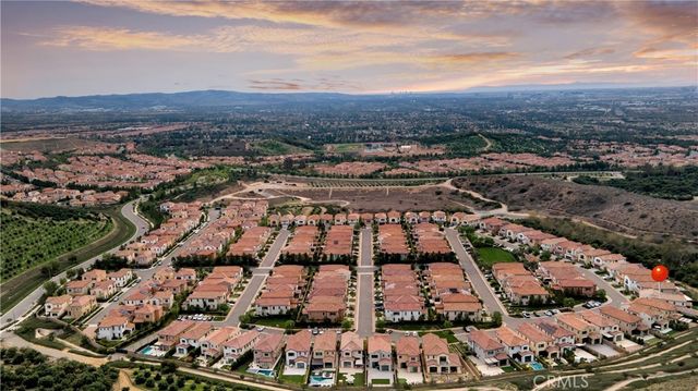 343 Paradiso, Irvine, CA 92602