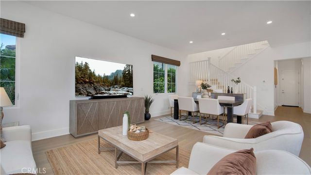 343 Paradiso, Irvine, CA 92602