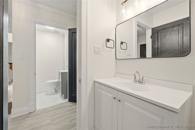 204 Rosewood Drive, Clarksville, IN 47129