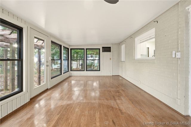 204 Rosewood Drive, Clarksville, IN 47129