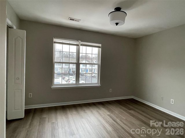 3129 Nevin Place Drive, Charlotte, NC 28269