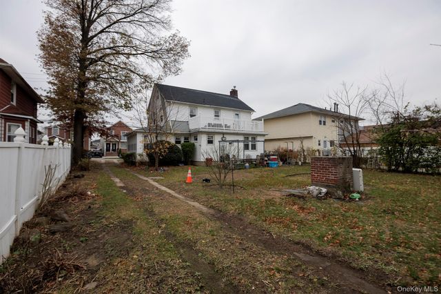 21819 139th Avenue, Springfield Gardens, NY 11413