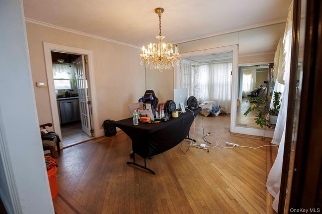 21819 139th Avenue, Springfield Gardens, NY 11413