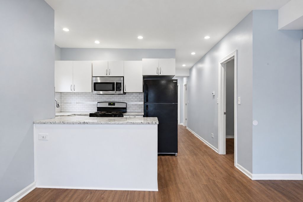 2265 W Diversey Avenue, Chicago, IL 60647 — photo 5