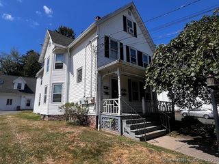 635 High Street, Middletown, CT 06457
