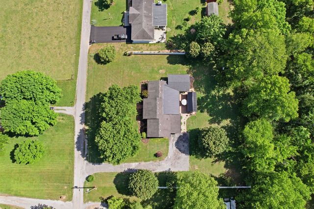 88 Riverbend Dr, Woodbury, TN 37190