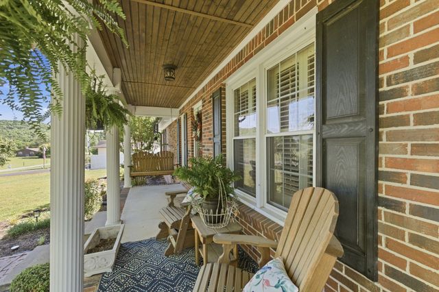 88 Riverbend Dr, Woodbury, TN 37190