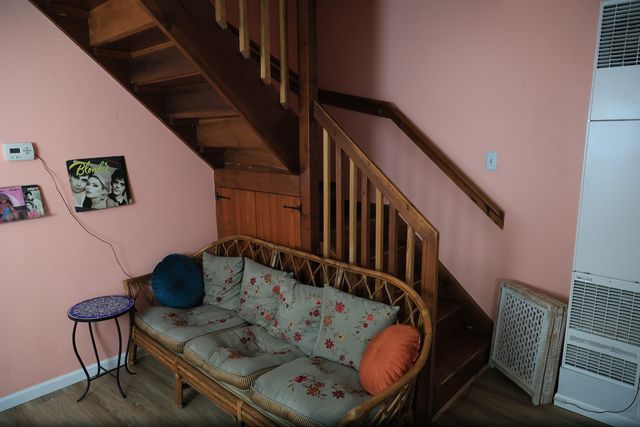 1612 East Avenue, Berwyn, IL 60402