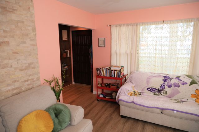 1612 East Avenue, Berwyn, IL 60402