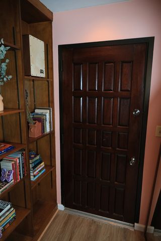 1612 East Avenue, Berwyn, IL 60402