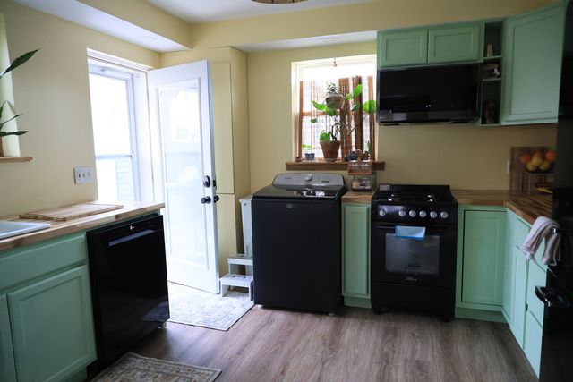 1612 East Avenue, Berwyn, IL 60402