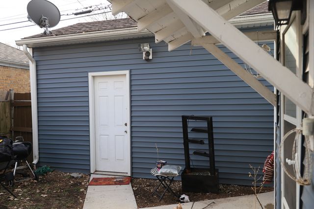 1612 East Avenue, Berwyn, IL 60402