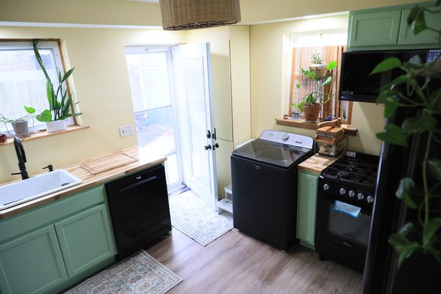 1612 East Avenue, Berwyn, IL 60402