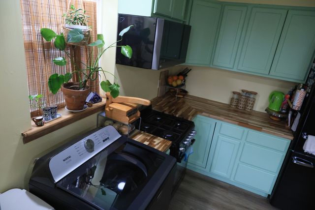 1612 East Avenue, Berwyn, IL 60402