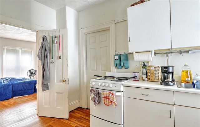 124 Pitman Street, Providence, RI 02906