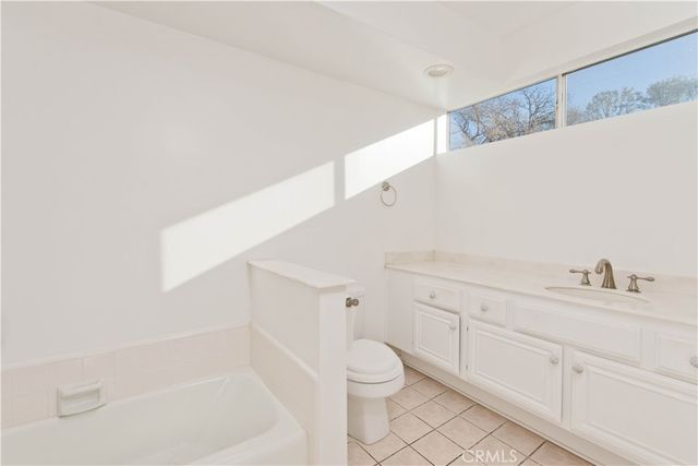 4950 Louise 108, Encino, CA 91316