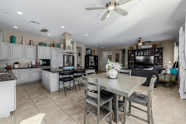 35818 N POMELO Trail, Queen Creek, AZ 85140