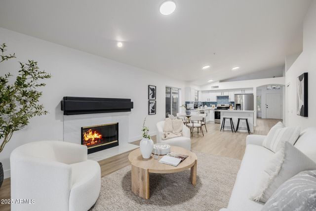 23542 N 73RD Place, Scottsdale, AZ 85255