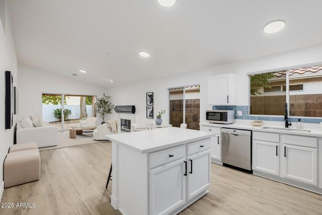 23542 N 73RD Place, Scottsdale, AZ 85255