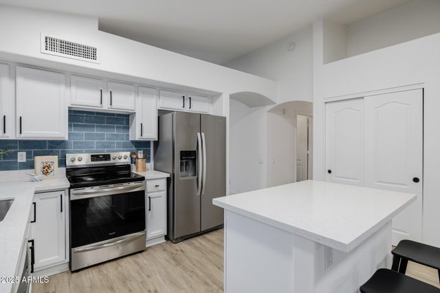 23542 N 73RD Place, Scottsdale, AZ 85255