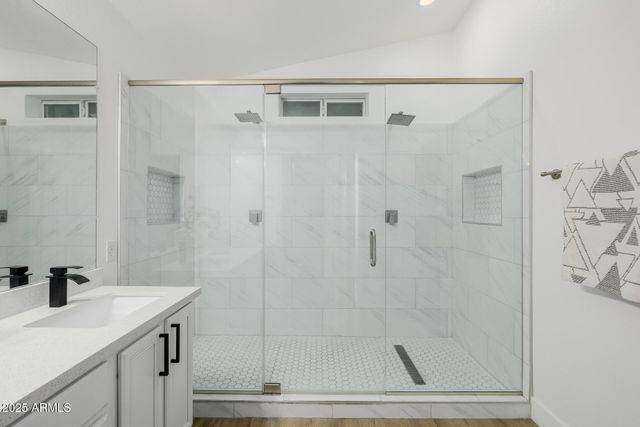 23542 N 73RD Place, Scottsdale, AZ 85255