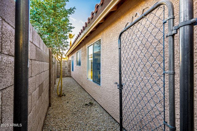 23542 N 73RD Place, Scottsdale, AZ 85255