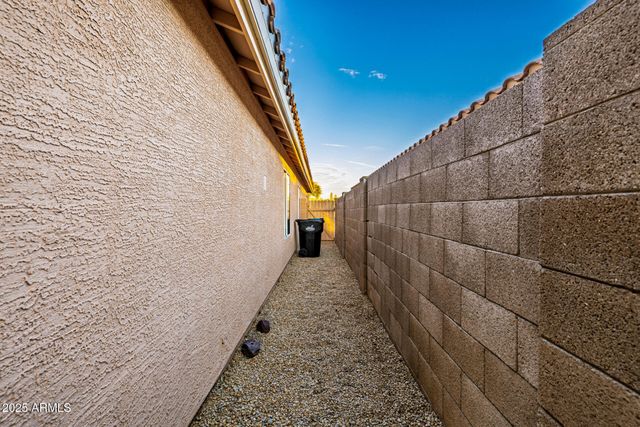 23542 N 73RD Place, Scottsdale, AZ 85255