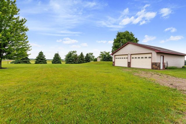 3455 339th Avenue NE, Cambridge, MN 55008