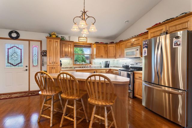 3455 339th Avenue NE, Cambridge, MN 55008