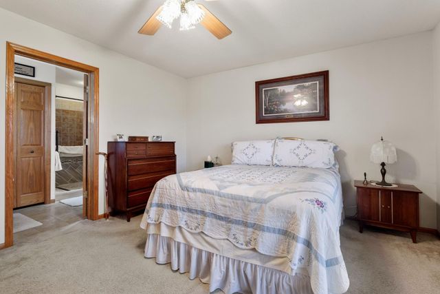 3455 339th Avenue NE, Cambridge, MN 55008