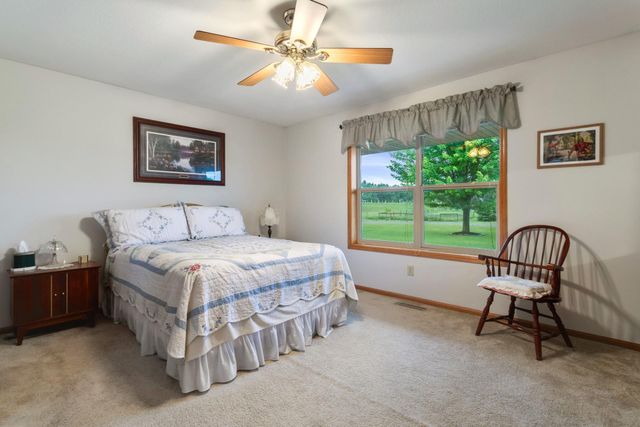 3455 339th Avenue NE, Cambridge, MN 55008