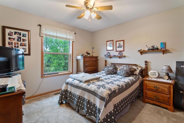 3455 339th Avenue NE, Cambridge, MN 55008