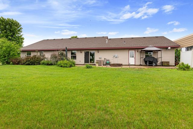 3455 339th Avenue NE, Cambridge, MN 55008