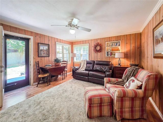 636 Holly Drive, Gainesville, GA 30501