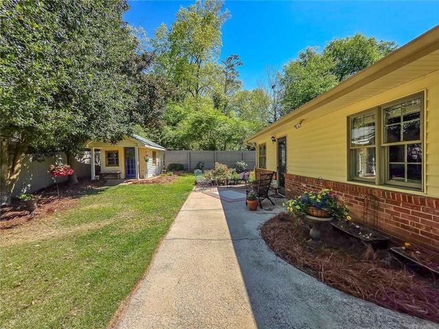 636 Holly Drive, Gainesville, GA 30501