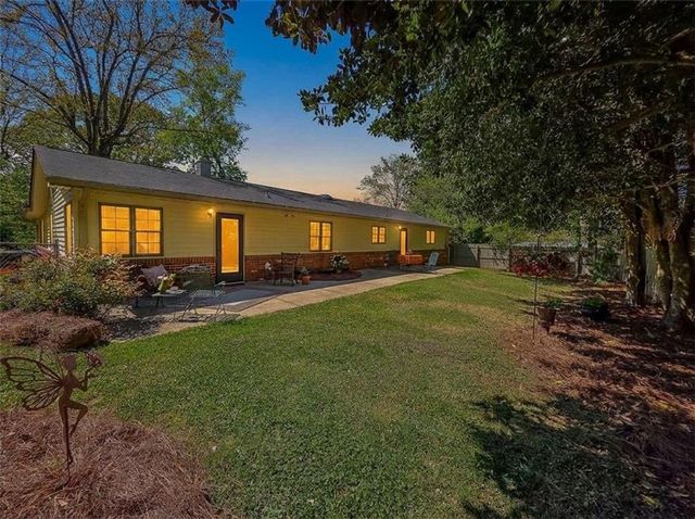 636 Holly Drive, Gainesville, GA 30501