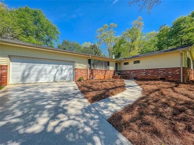 636 Holly Drive, Gainesville, GA 30501