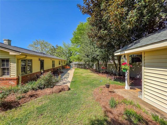 636 Holly Drive, Gainesville, GA 30501