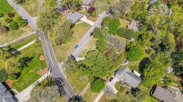 636 Holly Drive, Gainesville, GA 30501